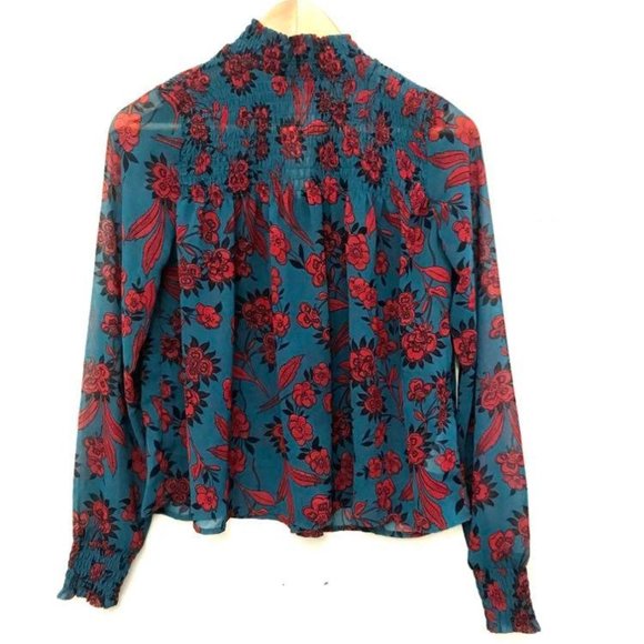 3/ $20 Abercrombie & Fitch Floral Blouse XS - Picture 1 of 5